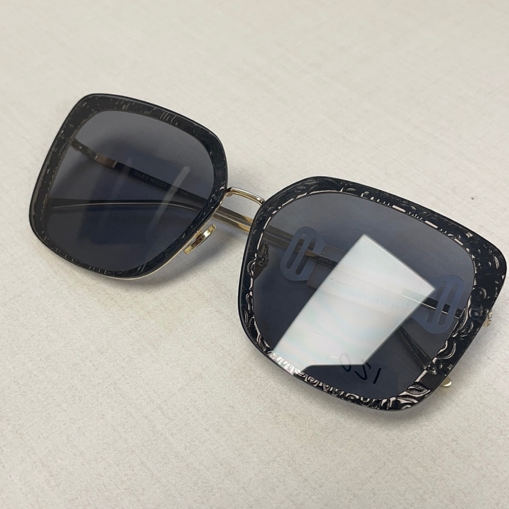 NWT sunglasses